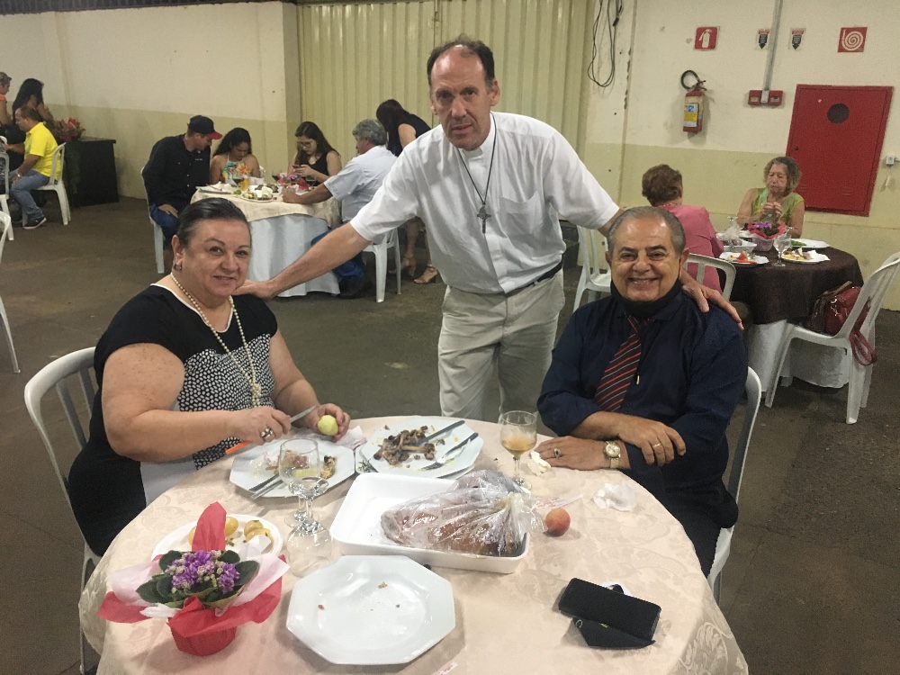 Padre Carlos com DrJose Alfredo e esposa